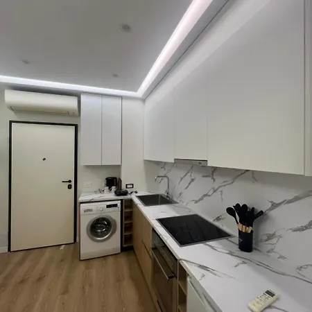 Priam Lägenhet Tirana